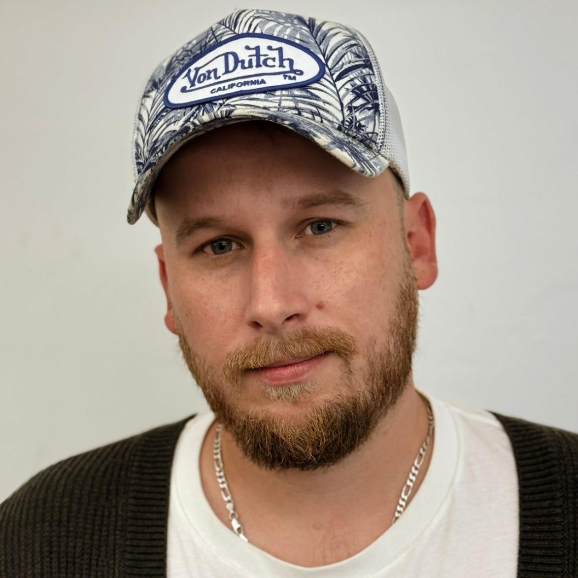 Hugo Riley